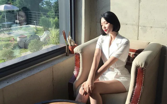 Dục Vọng Của Cô Gái Full