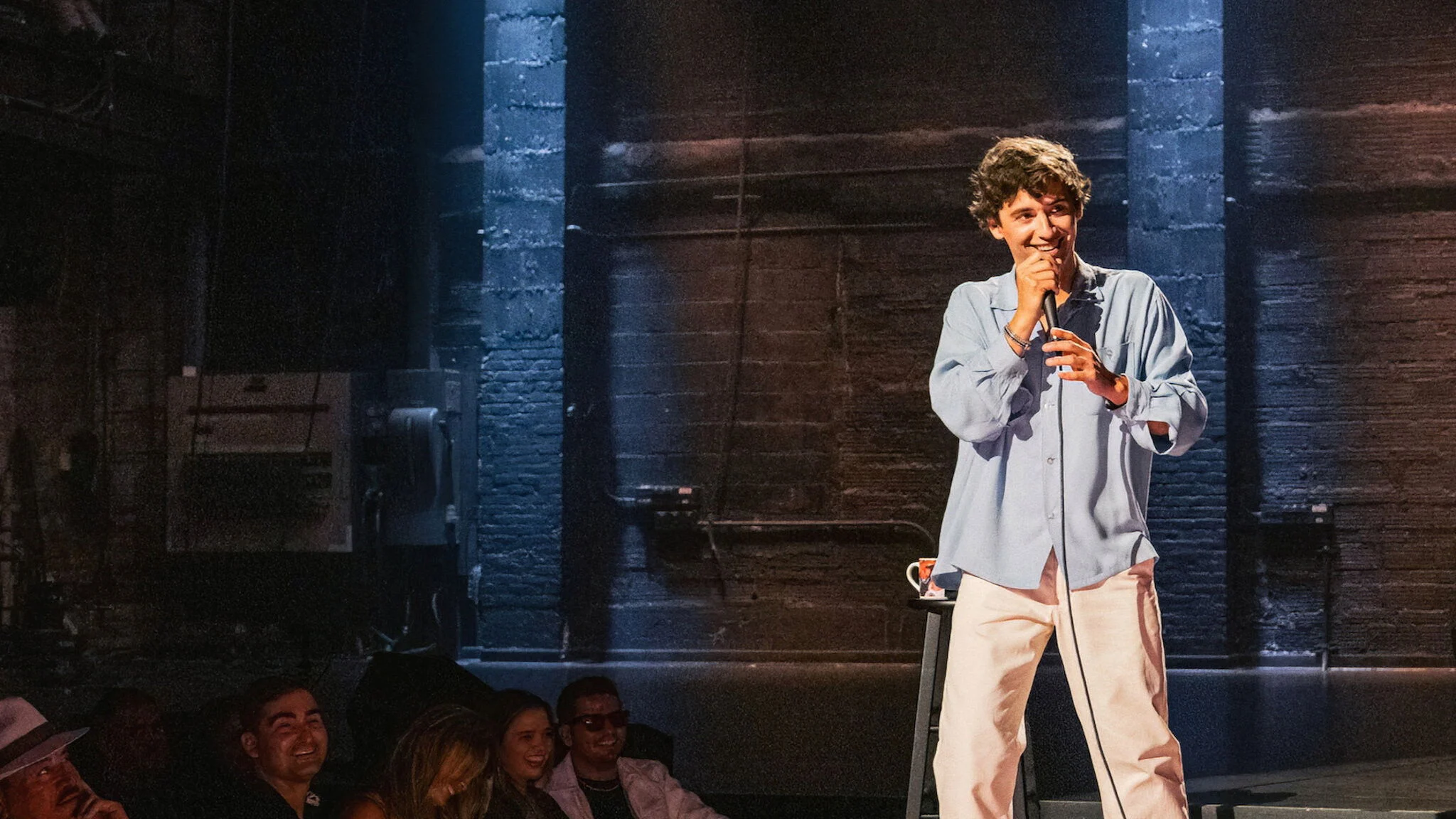 Marcello Hernández: Cậu Bé Mỹ Full